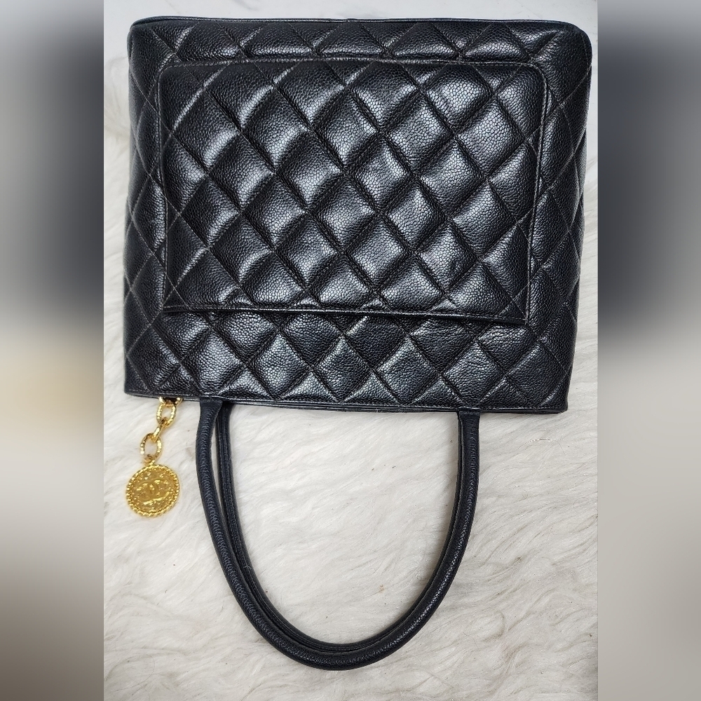 CHANEL Caviar Maidallon Bag - Picture 6 of 15